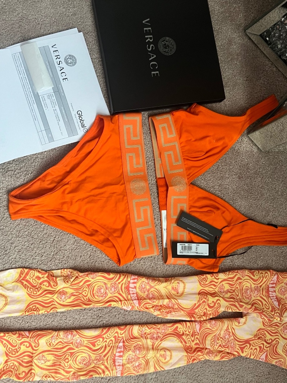100% authentic Versace set